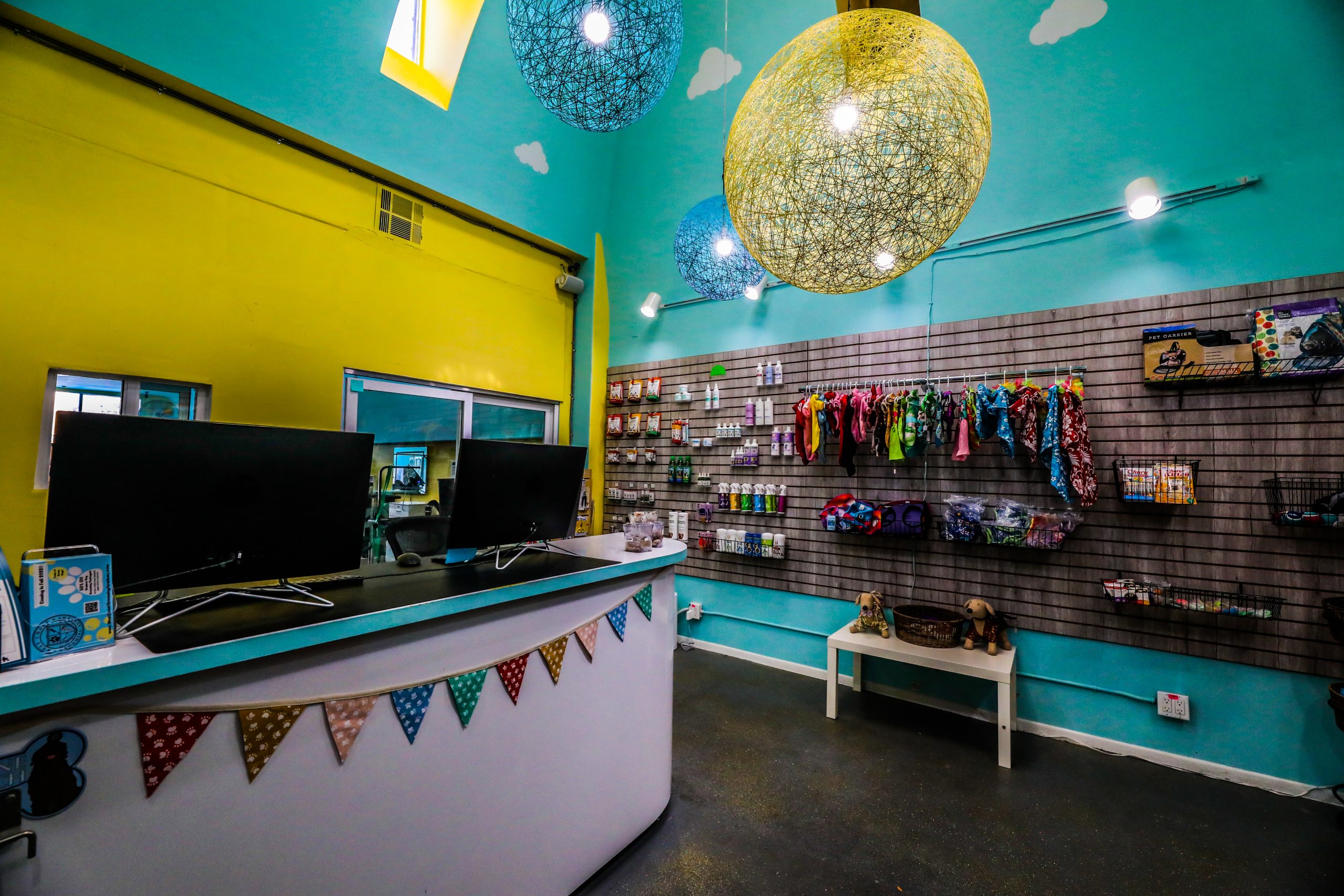 Lobby shot of Melrose Pet Grooming